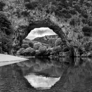 Landschaftsfoto schwarz-weiß | Pont d Arc an der Ardeche