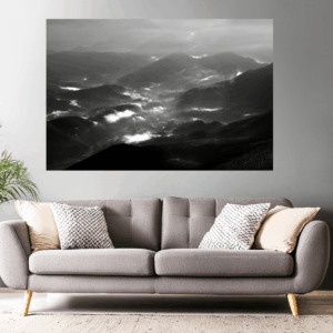Landschaftsfoto vom Gipfel des Mont Ventoux in der Provence in schwarz-weiss