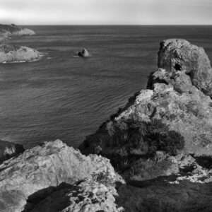 Landschaftsfoto Blick auf die Esterel Küste Landschaftsfoto in schwarz weiß